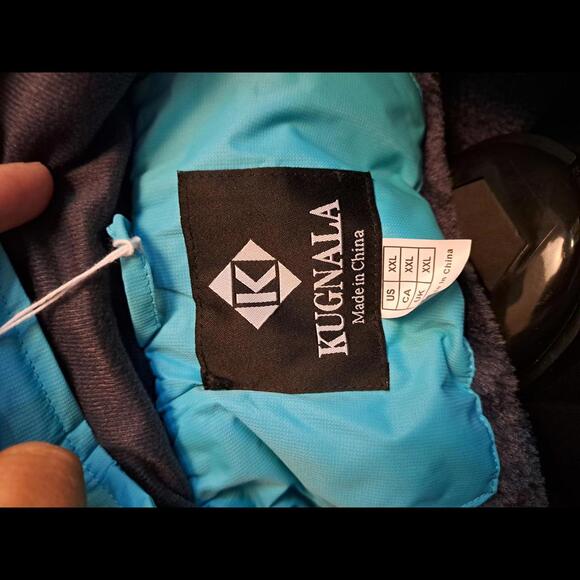 KUGNALA NEW TAG WATERPROOF JACKET, XXL REMOVABLE HOOD - Picture 5 of 6